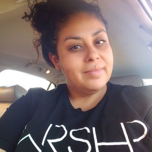 Meet your Posher, Cassandra